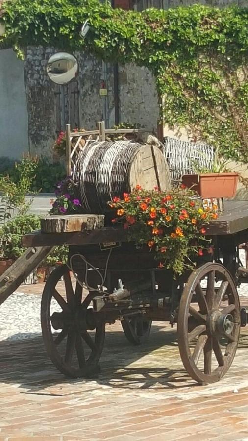 Al Fienile Otel Orzano Dış mekan fotoğraf